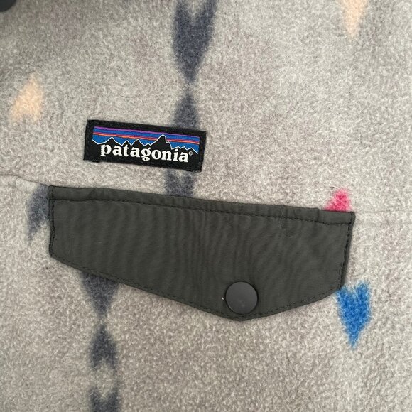 Patagonia Women's Lightweight Synchilla® Snap-T® Pullover in Wish Tails - Picture 6 of 6